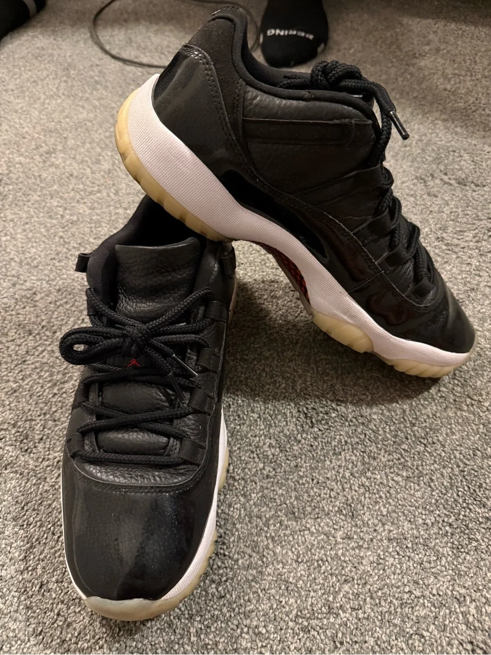 Air Jordan 11 Retro Low Barons, 10.5 M